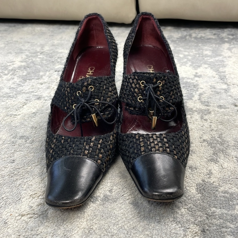 Vintage Chanel Tweed Squared Pointed Toe Lace Up Oxford Heels Sz 39.5 - Picture 6 of 15